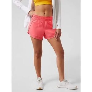 Athleta Mesh Racer Run 4” Short - Coral